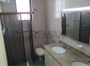 Casa · 200m² · 3 Quartos · 2 Vagas · Casa de vila para locação em Santana com 3 quartos, sendo 1 suíte, 200m²