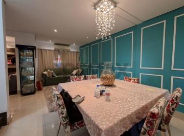 Casa · 154m² · 3 Quartos · 2 Vagas · "Realize o Sonho: Sobrado em Jardim Vila Galvão"