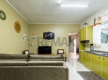 Casa · 140m² · 4 Quartos · 2 Vagas · Encontre Seu Lar Ideal na Vila Santa Catarina