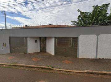 Casa 236 m² - Centro - Ituiutaba - MG - Foto [0] · Casa 236 m² - Centro - Ituiutaba - MG