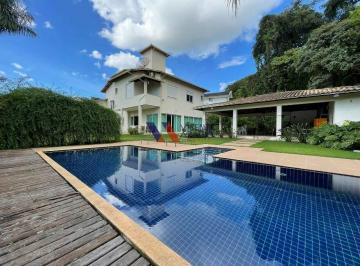 Casa · 660m² · 6 Quartos · 4 Vagas · Casa Cinematográfica no Condomínio Montserrat | 6 Quartos, Lago Exclusivo e Lazer Completo