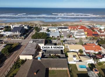 Apartamento · 4 Quartos · CASA EM ATLÂNTIDA