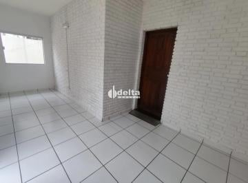 Comercial · 280m² · 9 Quartos · 1 Vaga · Casa comercial disponível para locação no bairro Nossa Senhora Aparecida em Uberlândia-MG