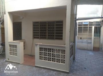 Casa · 130m² · 4 Quartos · 1 Vaga · Imóvel com 4 Casas à Venda | 130m² | 1 Vaga