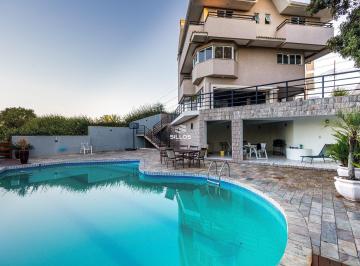 Casa · 780m² · 5 Quartos · 6 Vagas · Casa em condominio para alugar com 5 suítes no bairro São João em Curitiba