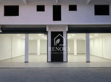 Comercial · 134m² · 4 Vagas · Loja em Meudon, Teresópolis/RJ de 134m² para locação R$ 6.400,00/mes