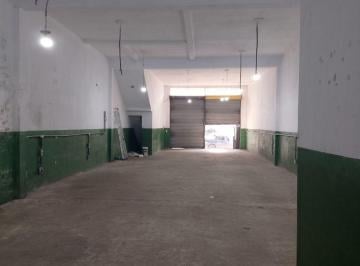 Comercial · 200m² · 2 Vagas · Salão em Jardim Anzai, Suzano/SP de 200m² para locação R$ 5.000,00/mes