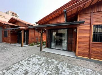 Casa · 55m² · 2 Quartos · 1 Vaga · Casa em Centro, Itajaí/SC de 55m² 2 quartos para locação R$ 3.400,00/mes