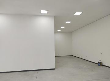 Comercial · 80m² · 2 Vagas · Imóvel Comercial em Vila Bocaina, Mauá/SP de 80m² para locação R$ 3.800,00/mes