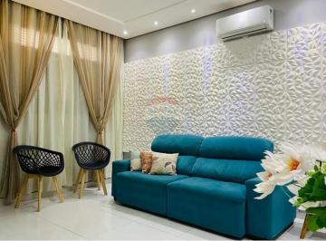 Casa · 180m² · 3 Quartos · 2 Vagas · Casa Moderna com Piscina e Suíte no Centro de Açu