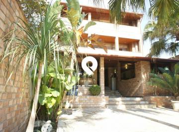 Casa · 446m² · 4 Quartos · 4 Vagas · Sobrado em Vila Suissa, Mogi das Cruzes/SP de 446m² 4 quartos à venda por R$ 1.350.000,00