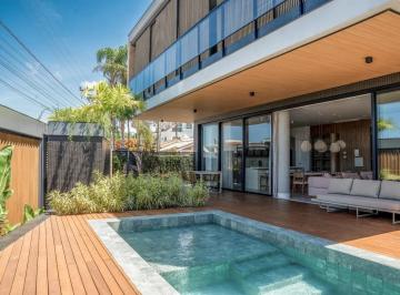 Apartamento · 298m² · 4 Quartos · 2 Vagas · Apartamento - 4 dormitórios - 4 Suítes - localizado em Balneário Camboriú / Praia do Estaleiro