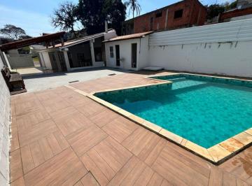 Casa de 2 quartos, Várzea Paulista · Excelente casa com Piscina em Jundiaí