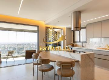 Apartamento · 155m² · 3 Quartos · Apartamento - Água Verde