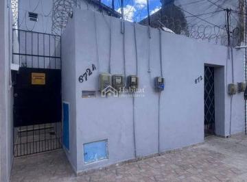 Casa · ALUGO CASA COM 2 QUARTOS NO HENRIQUE JORGE