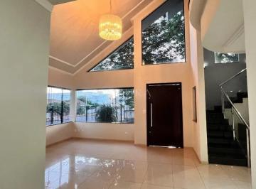 Casa · 329m² · 4 Quartos · Sobrado à venda em Maringá, Zona 03, com 4 quartos, com 329 m², Zona 03