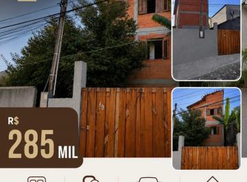 Casa de 3 quartos, São Sebastião · Casa com 3 quartos sendo 1 suíte a Venda