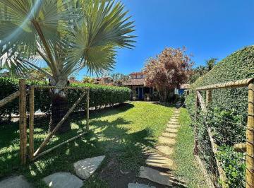 Casa · 300m² · 5 Quartos · 3 Vagas · Casa em Manguinhos, Armação dos Búzios/RJ de 300m² 5 quartos à venda por R$ 2.600.000,00