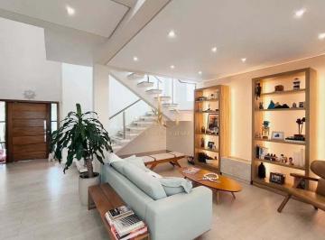 Casa · 321m² · 4 Quartos · 3 Vagas · Casa Alto Padrão em Medeiros, Jundiaí/SP