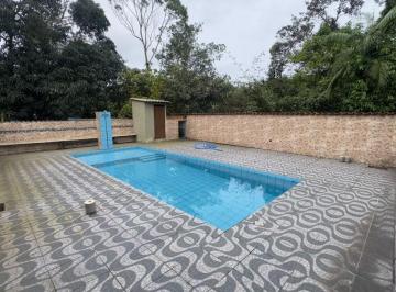 Rural de 7 quartos, Itanhaém · Casa com 7 quartos e piscina em Itanhaém.