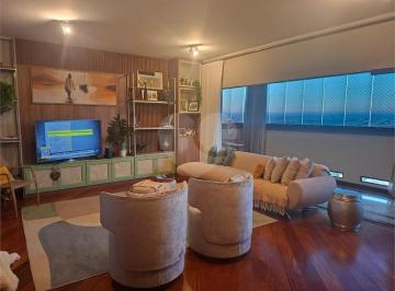 Imagem Principal · Apartamento elegante no Ed. Albatroz, bairro Pau Preto, todo reformado, com 4 dormitórios (2 suítes,