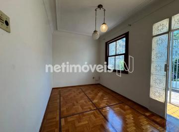 Sala · Casa para alugar no bairro Floresta – 3 quartos, suíte e área externa