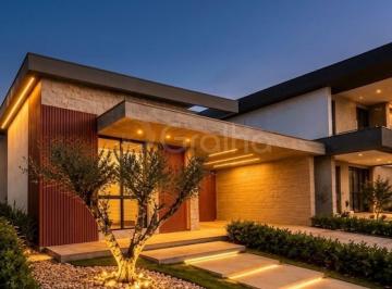 Photo 1 · Casa térrea de alto padrão com 178 m²