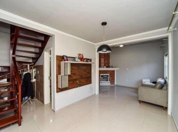 Casa · 300m² · 5 Quartos · 4 Vagas · DUAS RESIDÊNCIAS EM UM SÓ IMÓVEL — ESPAÇO, CONFORTO E MUITAS POSSIBILIDADES!