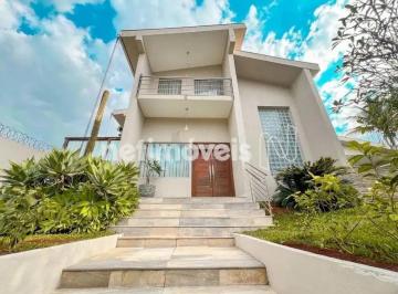 Fachada · Casa à venda no Garças