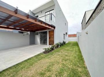 Casa · 90m² · 1 Vaga · Casa Residencial 90M² - para Alugar