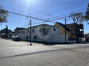 Casa de 4 quartos, Curitiba · Sobrado de esquina com 4 quartos, 211 m² e 4 vagas no Pinheirinho