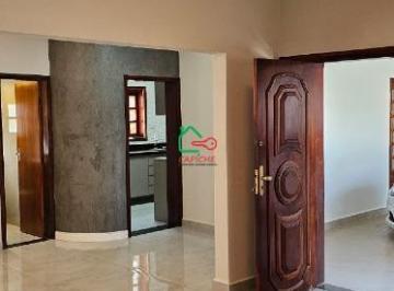 Casa · 189m² · 3 Quartos · 4 Vagas · Casa de Condomínio para venda em Roncáglia de 189.00m² com 3 Quartos, 1 Suite e 4 Garagens