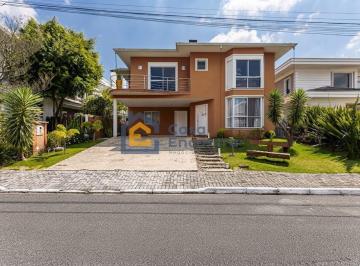 Casa · 290m² · 4 Quartos · 2 Vagas · Casa de alto padrão no Pinewoods, 290 m² com 4 quartos, 2 suítes e terreno de 45