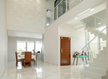 Casa · 220m² · 3 Quartos · 2 Vagas · Casa de Condomínio para venda em Condomínio Brescia de 220.00m² com 3 Quartos, 1 Suite e 2 Garagens