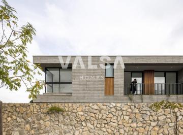 1 · Apartamento com 219.5 m², 3 quartos sendo 1 suíte à venda no bairro Bom Retiro.
