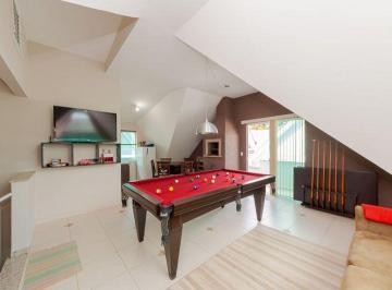 Casa de 2 quartos, Curitiba · Casa de 180 m² com 2 quartos à venda no Ahú
