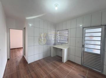 Casa · 35m² · 1 Quarto · CASA KITNET - MONTANHÃO
