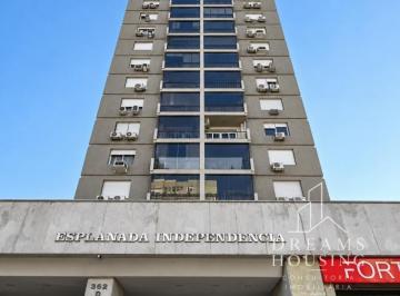 Apartamento · 83m² · 2 Quartos · 1 Vaga · Apartamento com 2 dormitórios, sacada e vaga no Independência