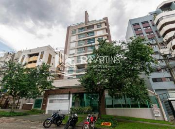 Apartamento de 2 quartos, Curitiba · Conforto e Sofisticação | 2 Quartos, 2 Suítes e 3 Banheiros