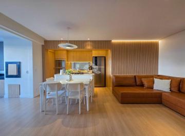 Apartamento de 2 quartos, Florianópolis · APARTAMENTO SEMIMOBILIADO COM 2 QUARTOS SENDO 1 SUÍTE E 2 VAGAS NO CENTRO DE FLORIANÓPOLIS