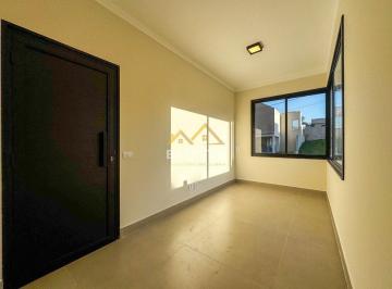 Casa · 194m² · 3 Quartos · Casa à venda - no Centro