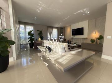 Casa · 440m² · 4 Quartos · 5 Vagas · 4 suítes, Há 100 metros Do Barigui, Frente Rua