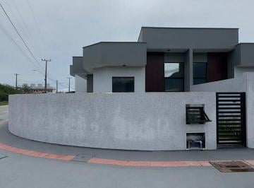 Casa · 59m² · 2 Quartos · 1 Vaga · Com com Quintal e Suíte - Guarda do Cubatão em Palhoça/SC