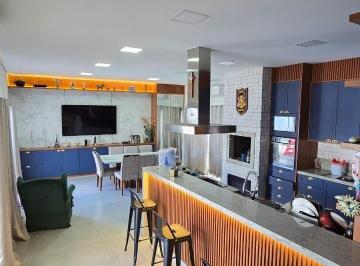 Casa · 298m² · 4 Quartos · 4 Vagas · Casa para alugar no bairro Santa Rosa - Cuiabá/MT
