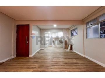Apartamento · 82m² · 3 Quartos · Apartamento reformado com 3 quartos de 92 metros para locação na Av. Boa viagem, Pina.