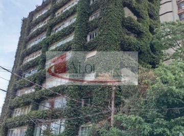 39 · Icônico no Jardim Europa com 137m² em frente ao Clube Pinheiros e em uma das localizações mais desej