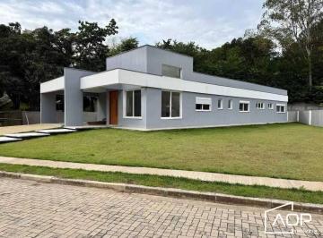 e49b68f23980322d3bc2c594d6b49d76bd03d056 · Linda casa nova Euroville
