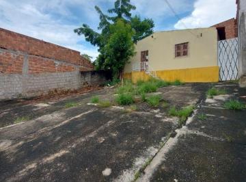 img0 · Casa com 2 Quarto(s) e 2 banheiro(s) para Alugar, 150 m² por R$ 810 / Mês