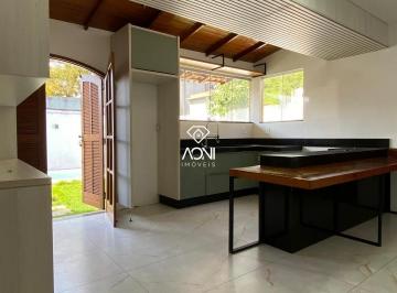 Casa · 103m² · 4 Quartos · 3 Vagas · Casa de 4 quartos com piscina em Araçás