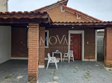 Casa · 317m² · 3 Quartos · 6 Vagas · Casa no centro da Cidade em uma área mista